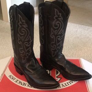 Men’s cowboy boots